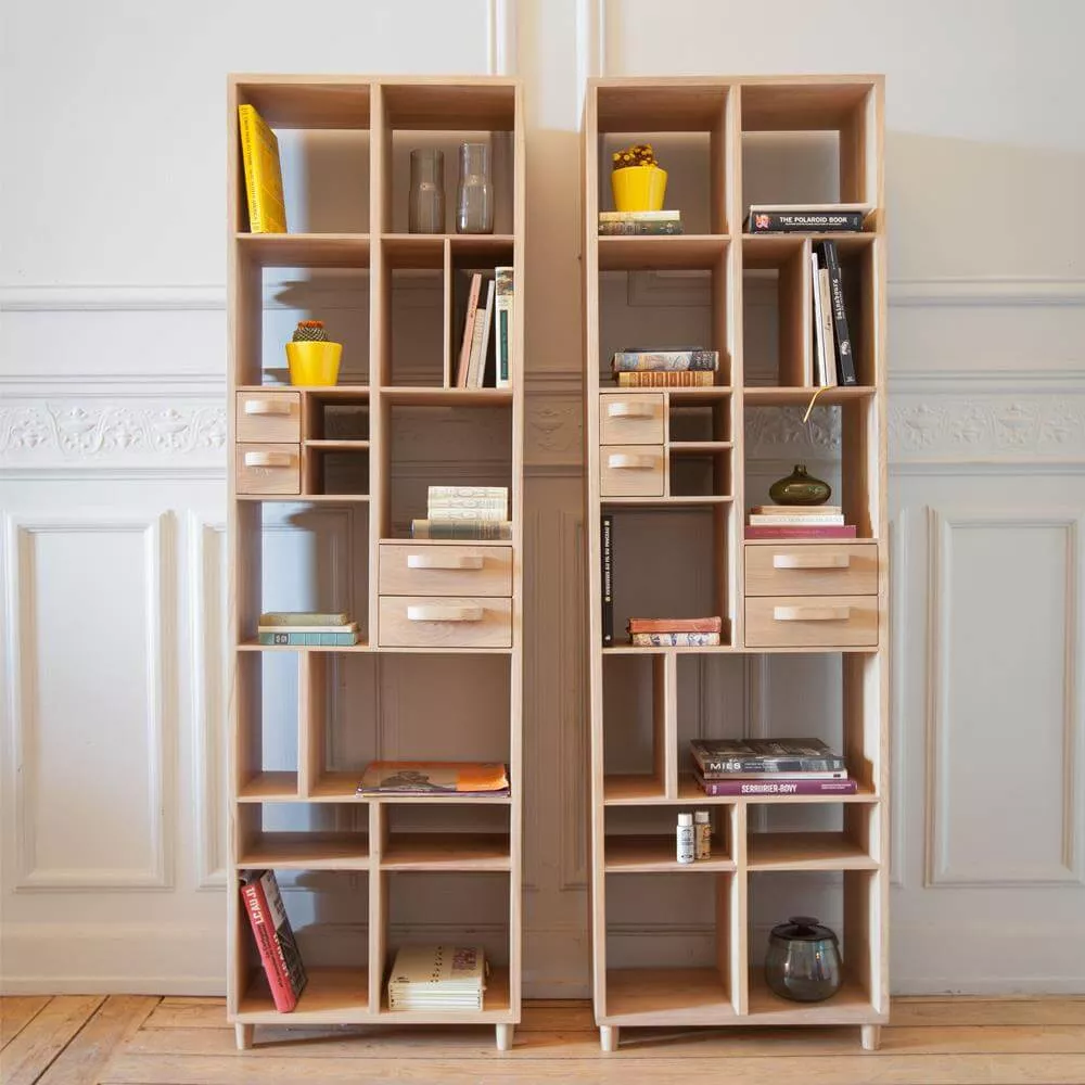 Pirouette Book Rack